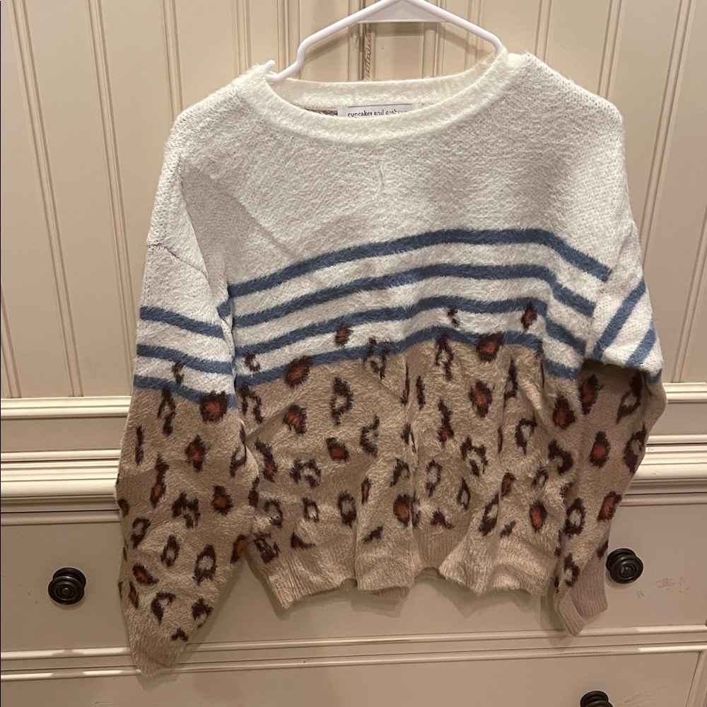 cupcakes & cashmere Striped Leopard Sweater - White, Blue, Tan